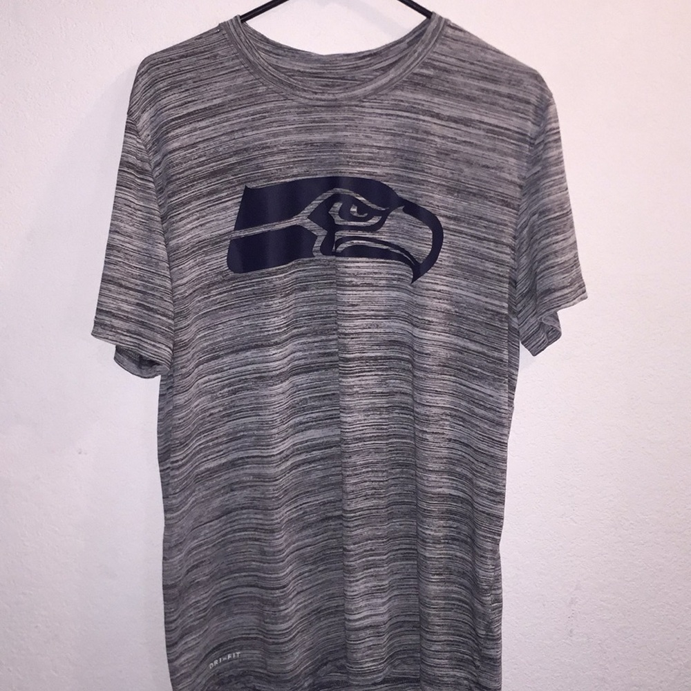 Nike Dri-Fit Seattle Seahawks NFL Gray Shirt Large
